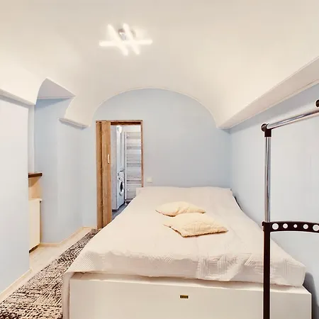 Toni Place In The Centre Apartment Brasov